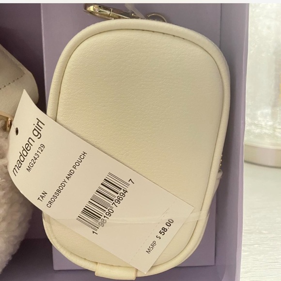 Madden Girl 3 piece Camera Crossbody Gift Set NWT - Picture 4 of 5